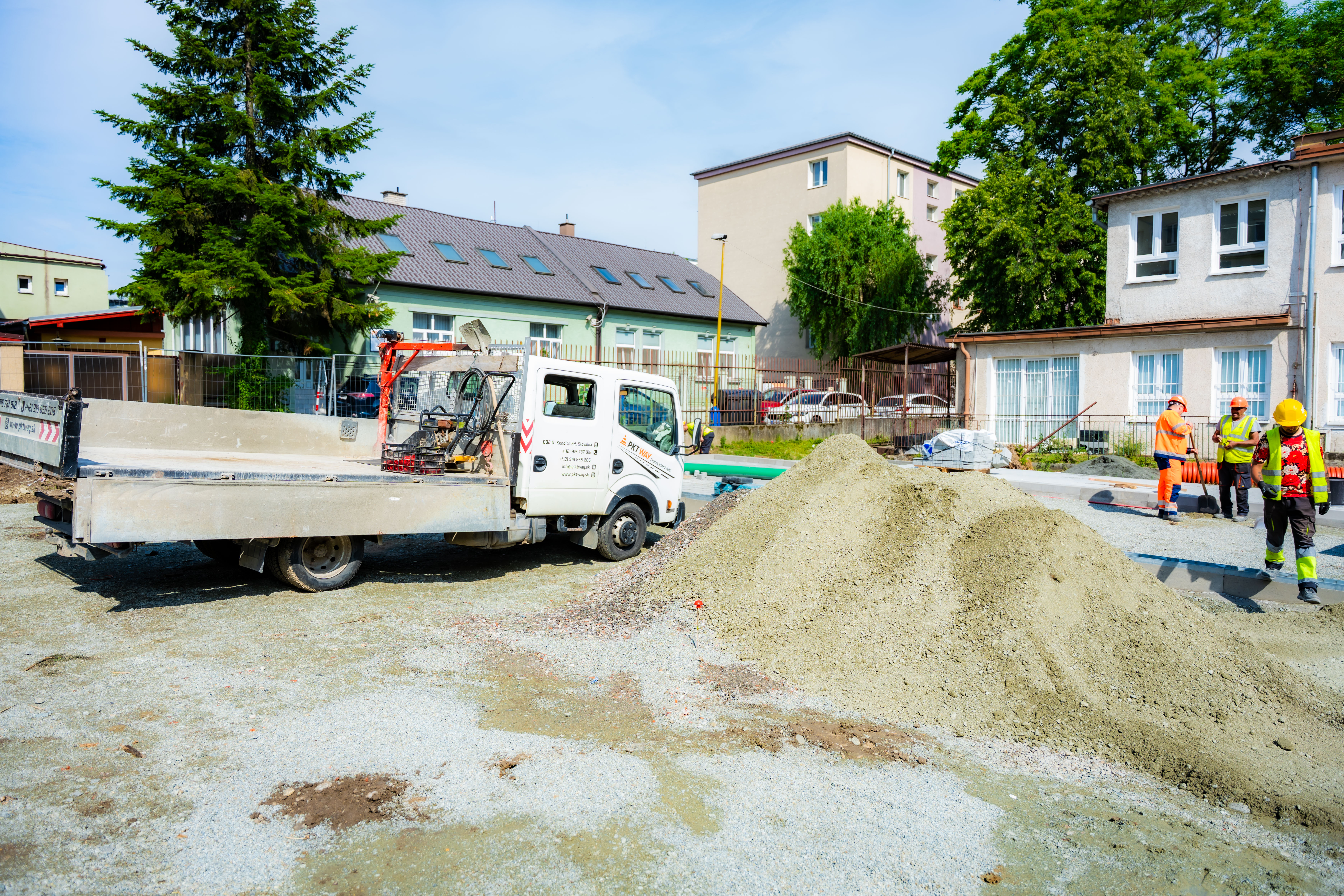 Kontrolna cinnost - Parkovacie plochy, Kosice, Srbska ulica-1-6